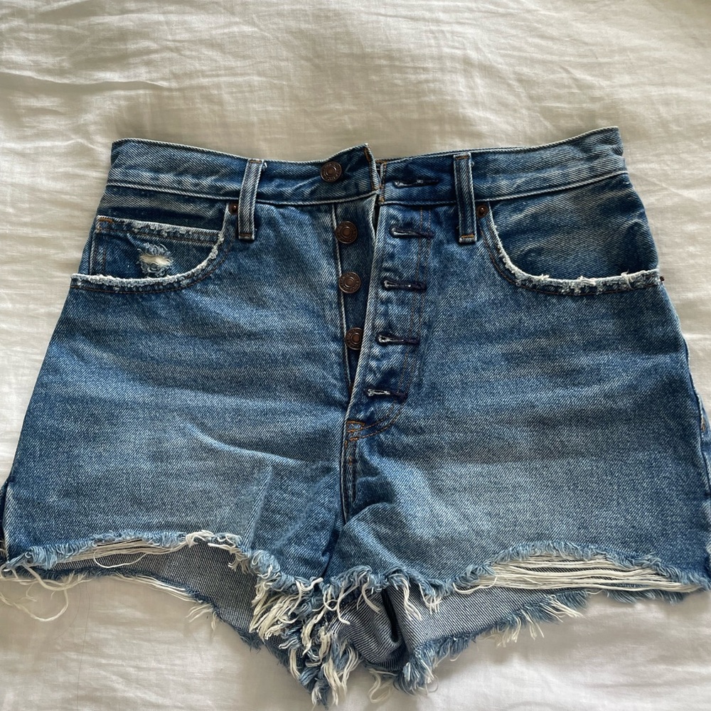 Abercrombie cut off shorts, size 27 or 4